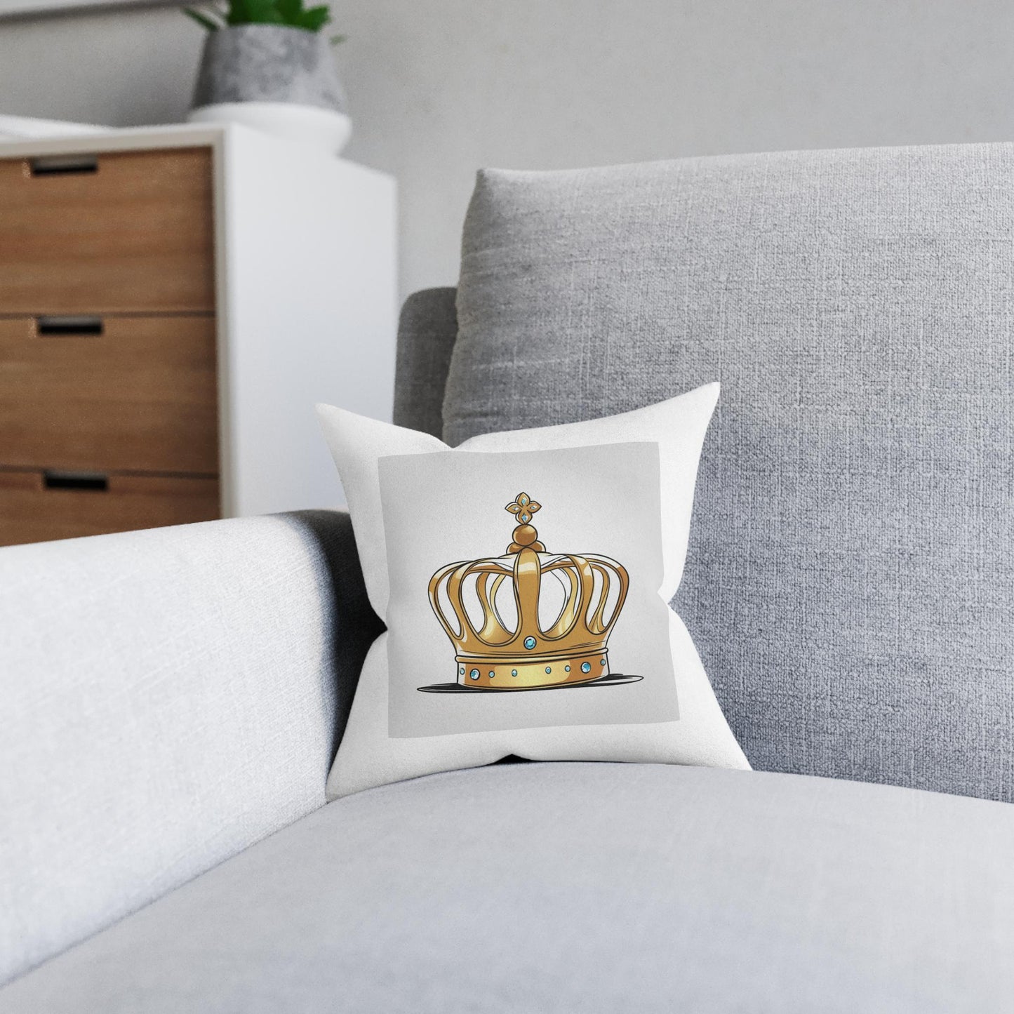 Royal Pillow Decoration for Young Queen, Bed Chamber Throw Pillow, Crown Design, Square Pillowcase, Bedroom Accessories, Princess Room Decor